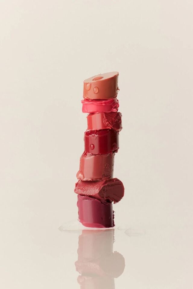 Romand Glasting Melting Balm -07 Mauve Whip- Parlak Görünümlü Renk Veren Dudak Balmı