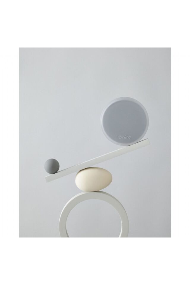 Romand Nu Zero Cushion Porcelain Spf24 Pa++ - Fondöten