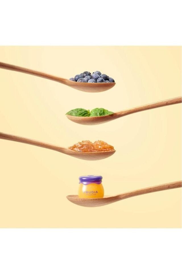 Blueberry Nemlendirici Dudak Balmı 10g
