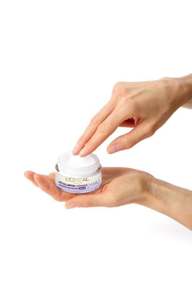 L’oréal Paris Hyaluron Uzmanı Cilt Dolgunlaştıran Nemlendirici Gece Kremi 50 ml
