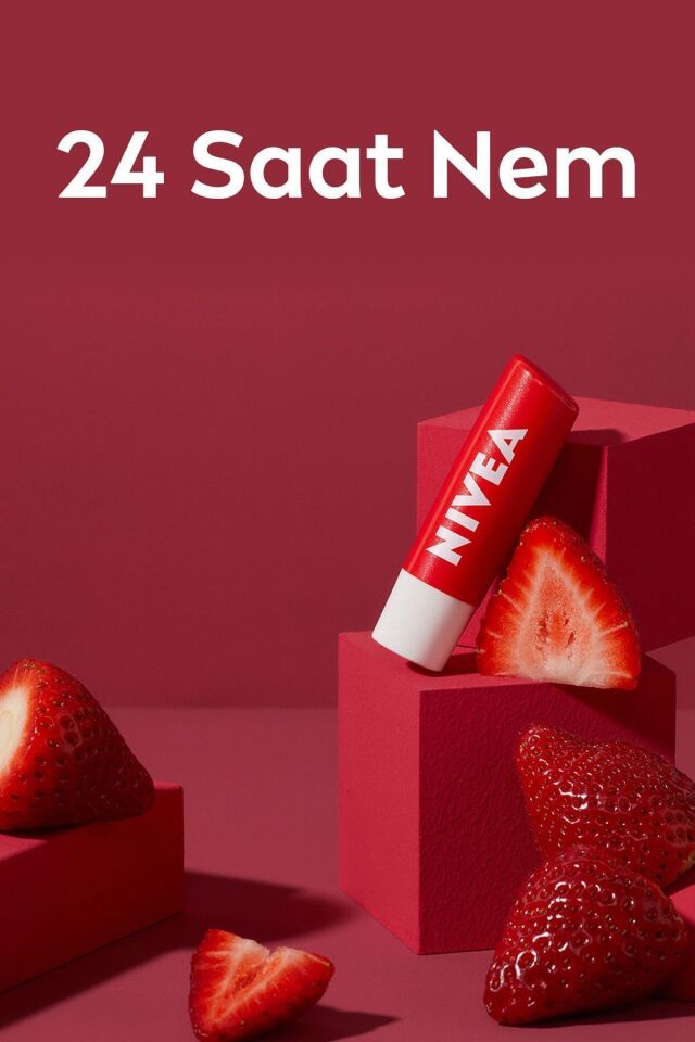 Nivea Fruity Shine Çilek Dudak Koruyucu