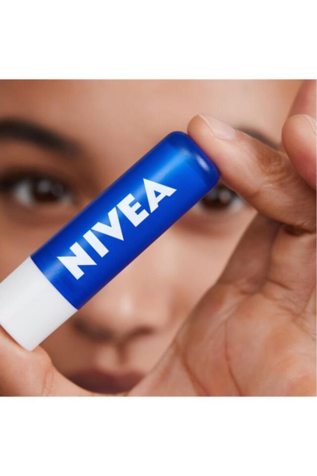 Nivea Original Care Renksiz Dudak Bakım Kremi 4,8gr, 24 Saat Nemlendirici, Besleyici, Shea Yağı